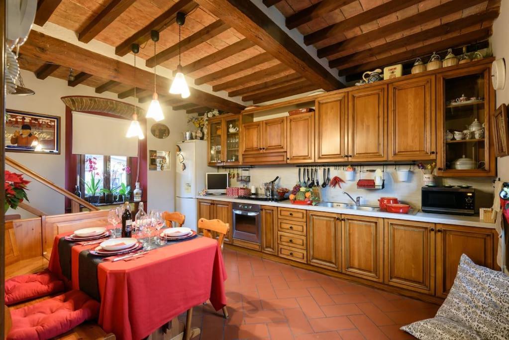 Villa "Corte De' Baldi" Ortignano Raggiolo Екстериор снимка