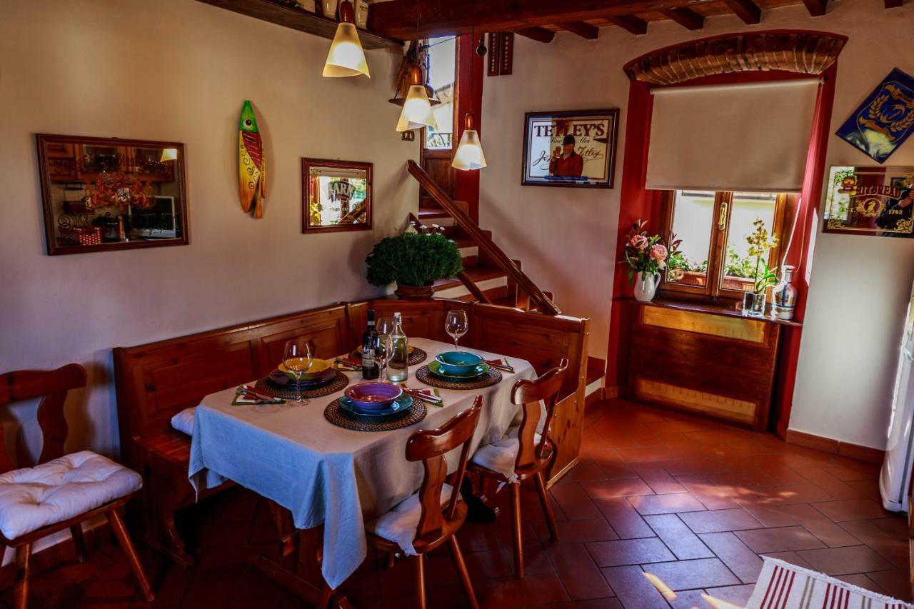 Villa "Corte De' Baldi" Ortignano Raggiolo Екстериор снимка