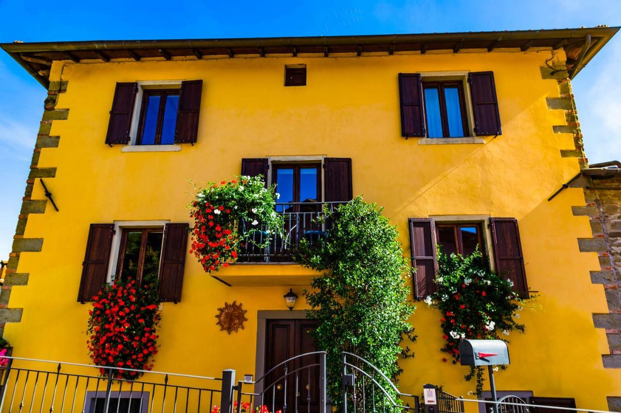 Villa "Corte De' Baldi" Ortignano Raggiolo Екстериор снимка